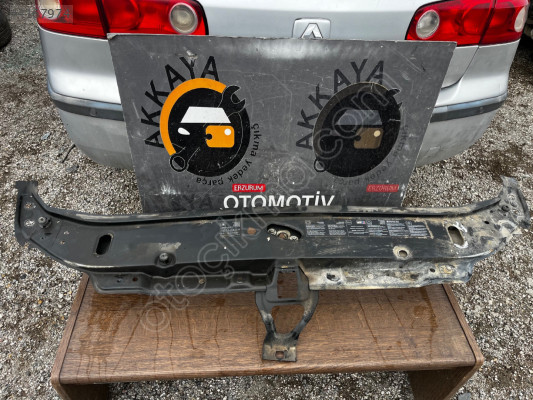 Renault Laguna 2 ön Panel Orjinal Çıkma