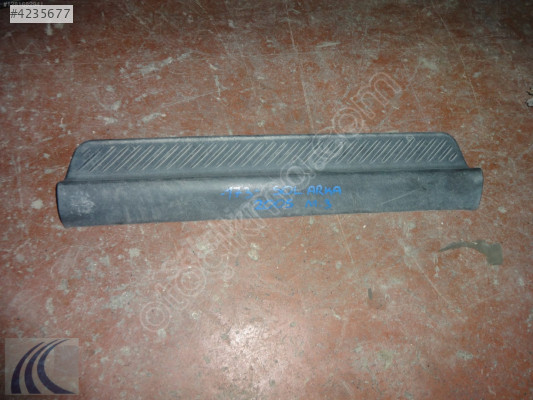 MAZDA 3 2004 ÇIKMA SOL ARKA MARŞBEL PLASTİĞİ