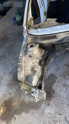 Opel Astra J Kesme Sağ Ön Şasi Çeyrek Podye Beyaz