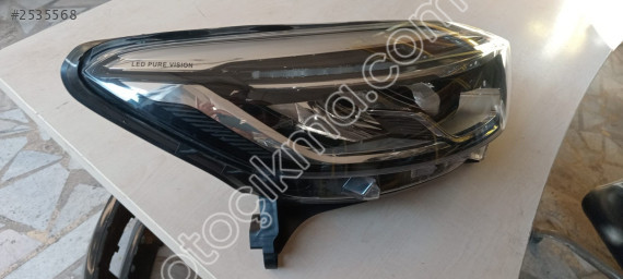 RENAULT CAPTUR ÇIKMA SAĞ ÖN FAR ORJİNAL 260107244R 2017-2020