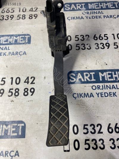 ÇIKMA AUDİ Q5 GAZ PEDALI 8K1723523A