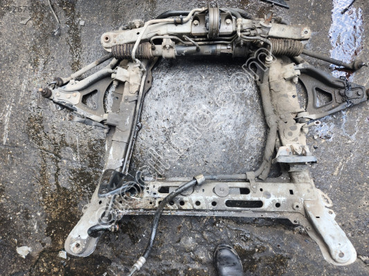 RENAULT 19 EUROPA ORJİNAL ÇIKMA KOMPLE MOTOR ALT TRAVERS