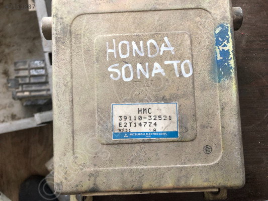 Hyundai Sonata 1991 2.0 8V Motor Beyni E2T14774 39110-32521