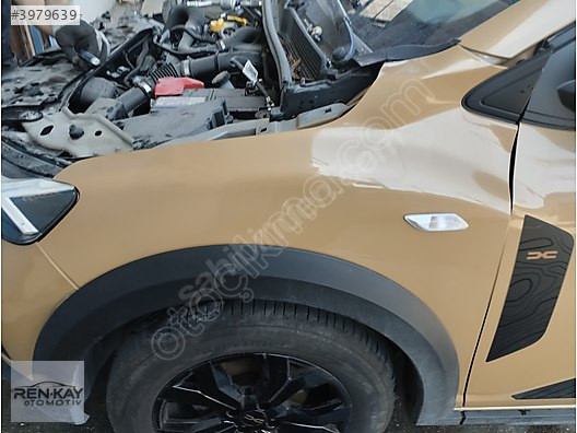 DACİA SANDERO STEPWAY JOGGER SOL ÖN ÇAMURLUK ORJ RENKAY KOCAELİ