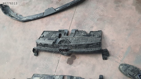 citroen c4 x ön panjur üst tutacagı sefalılar oto cıkma