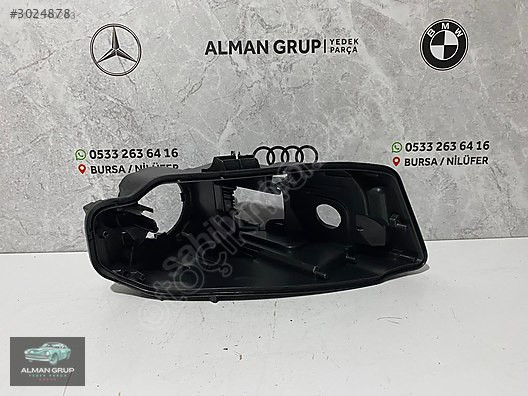 AUDİ A4 SAĞ FAR KASASI