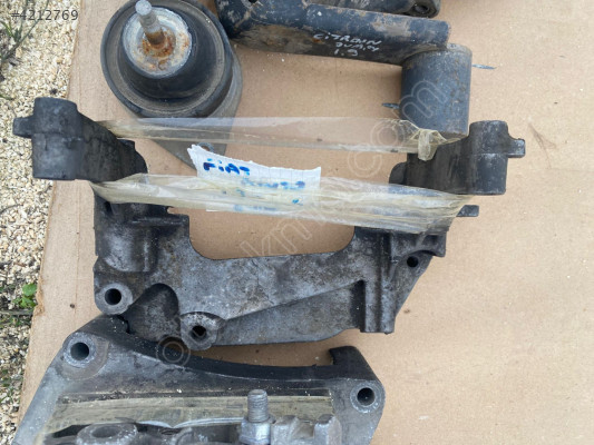 Fiat Punto için Motor Kulağı - Oto Çıkma Parçaları