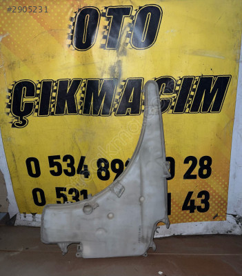 BMW 3 Serisi E90 Silecek Su Deposu Yedek Parça 7117842