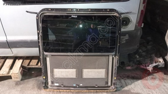 Mercedes W211 sunroof cami
