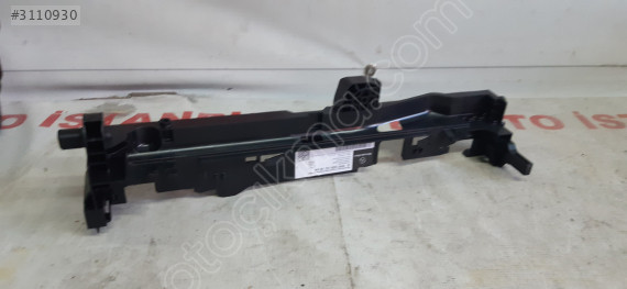 Mercedes C 205 RADYATÖR BRAKETİ SOL A0995042318