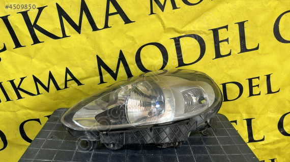 FİAT PUNTO SOL FAR 2010