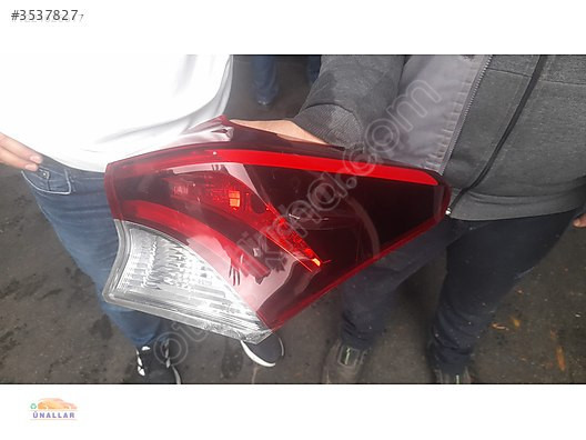 Ünallar Oto'dan Toyota Auris Sağ Arka Stop Yedek Parça