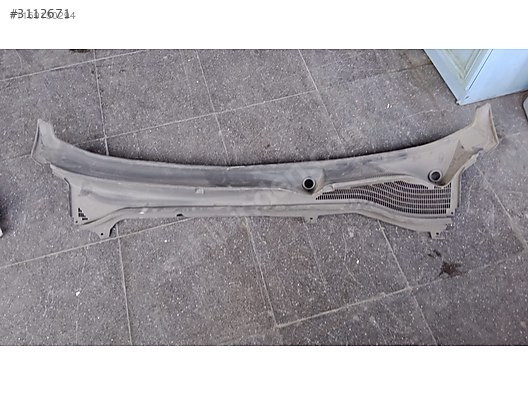 Fiat Fiorino ön cam ızgarası orijinal 1.000 TL