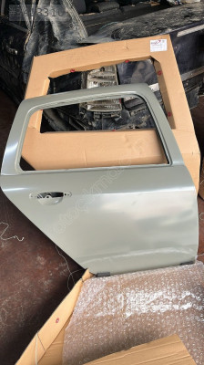 Renault Clio Thalia kasa Sağ arka kapı 2008-2012 arası