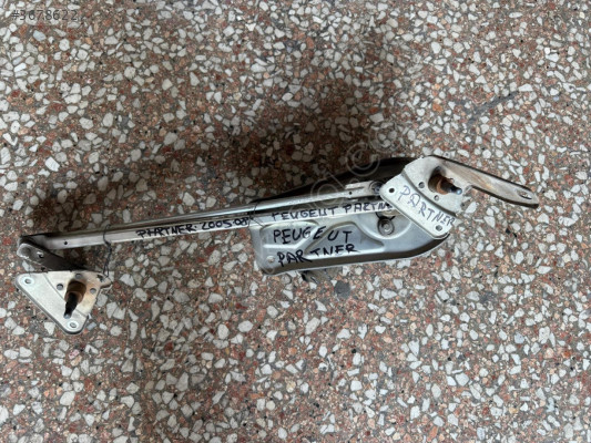 PEUGEOT PARTNER ÖN CAM SİLECEK MOTORU 02-08 MODEL