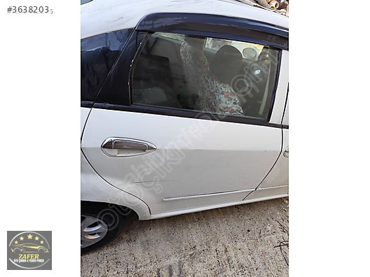 FİAT LİNEA SAĞ ARKA KAPI