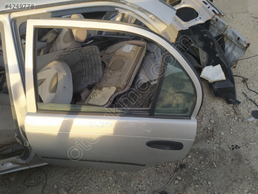 ÇIKMA TOYOTA COROLLA 101 EFSANE KASA SOL ARKA KAPI 2425