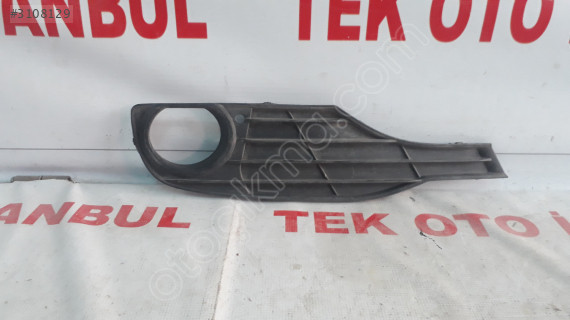 BMW F30 SİS KAPAĞI 7281920 SAĞ