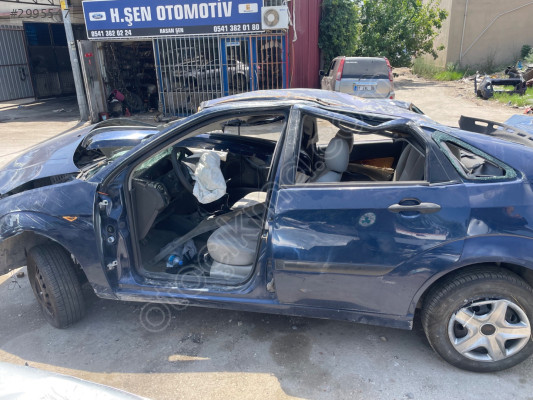 2002 ford focus benzin deposu