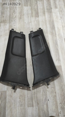 VOLKSVAGEN JETTA HATASIZ SAĞ SOL ORTA DİREK BAKALİTİ 5C6867291