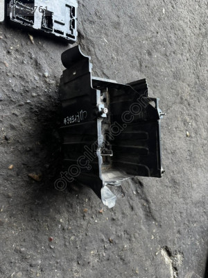 FORD COURİER AKÜ ALT PLASTİĞİ KONUK OTO 05323167897