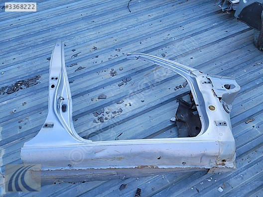 TOYOTA COROLLA 1995 ÇIKMA SAĞ ORTA DİREK