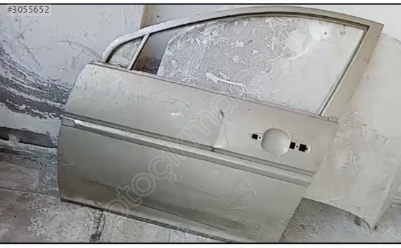 Accent Era Hyundai Sol Ön Kapı Çıkma Parçası