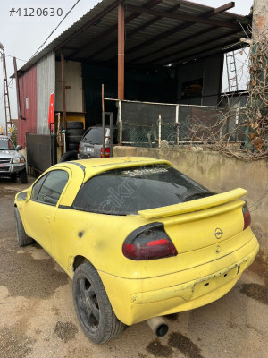 Opel Tigra Arka Cam Bagaj Spoyler