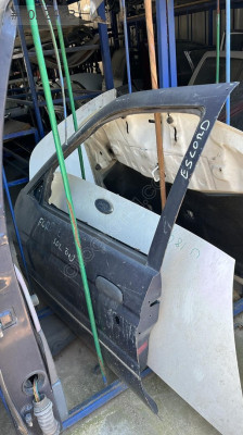 FORD ESCORT SOL ÖN KAPI OTO FEDAİ