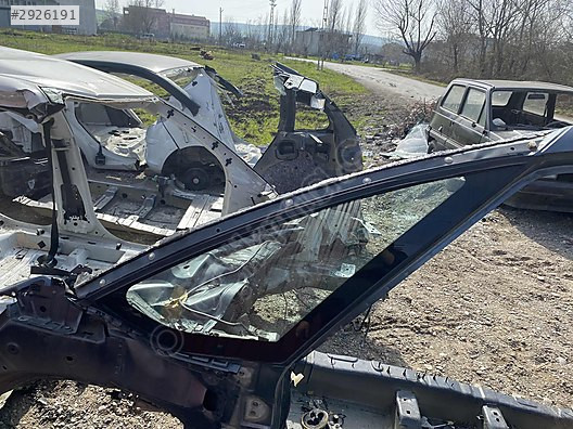 Citroen C4 Picasso sol ön kelebek cam EMR OTOMATİV