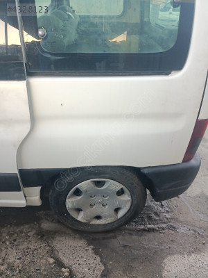 CİTROEN BERLİNGO 2005 SOK ARKA ÇAMURLUK