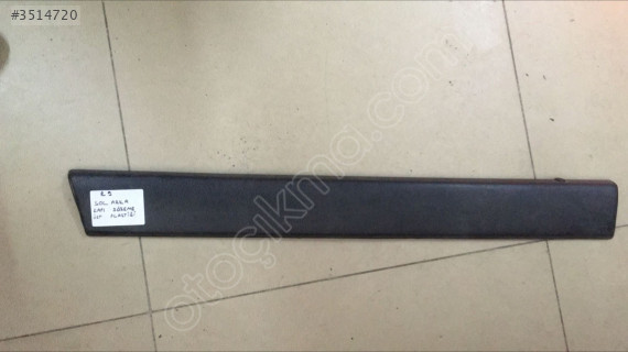 R9 SOL ARKA DÖŞEME ÜST PLASTİĞİ