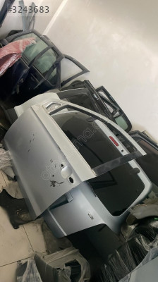 Hyundai İ20 sol ön kapı orjinal temiz