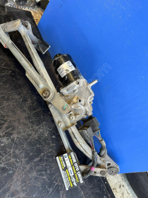 Ford transit silgi motoru ve mekanizması