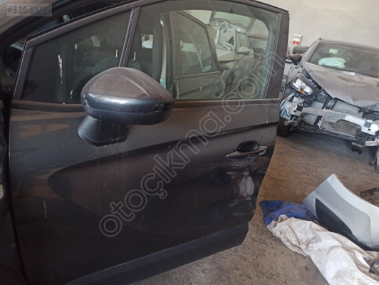 OPEL GRANTLAD 2020 MODEL