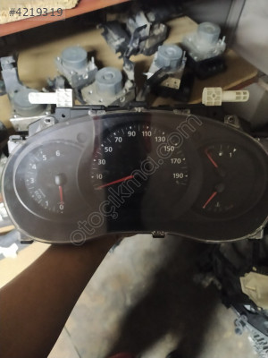 Renault Kangoo 4 kilometre saati