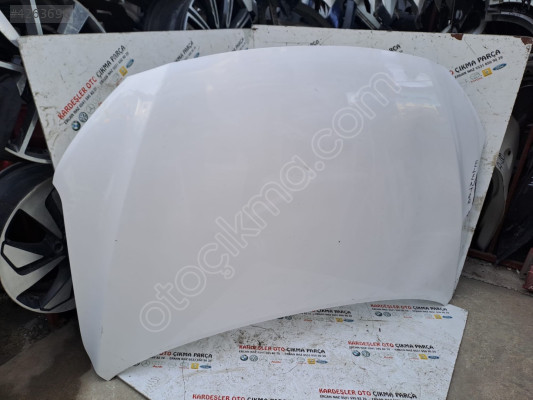 Hyundai elentra motor kaputu (az hasarlı)