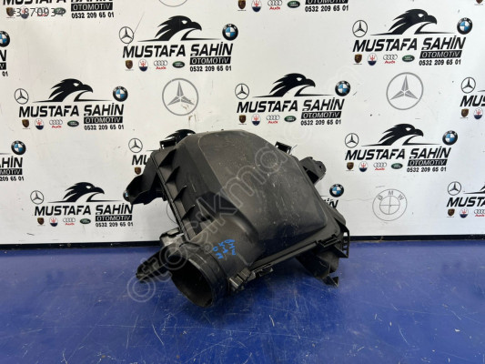 BMW X1 U11 SERİSİ U11 HAVA FİLTRE KUTUSU ORJ ÇIKMA 8489429