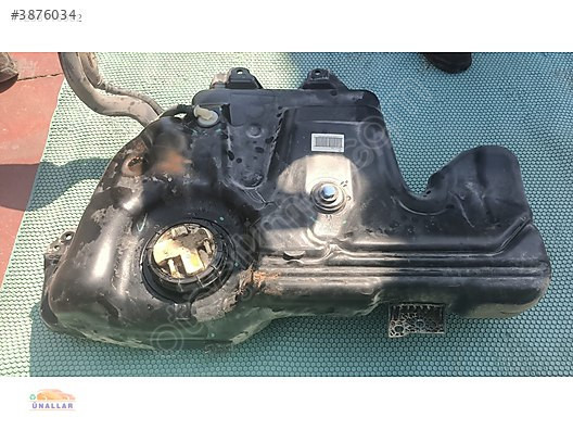 Renault Clio 4 Yakıt Deposu - Ünallar Oto Çıkma Yedek Parça