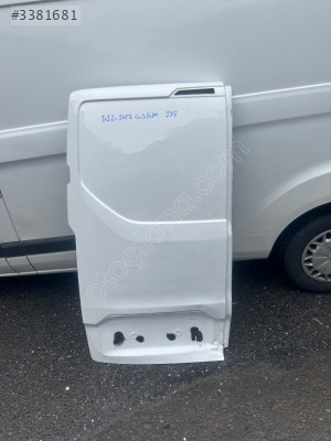 Ford Custom sol arka bagaj kapağı