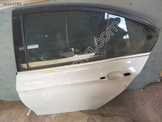 BMW 3 F30 SOL ARKA KAPI 41007298513