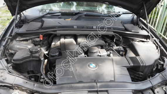 Bmw 3 Serisi Kesme Tavan ve Marşpiyel Parçaları - Sağ/Sol Çe