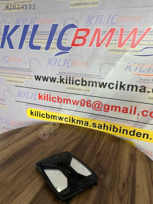 BMW G30 520 530 ÇIKMA ORJİNAL TAVAN LAMBASI (ELLER SERBEST)