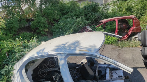 PEUGEOT 301 TAVAN  KOMPLE