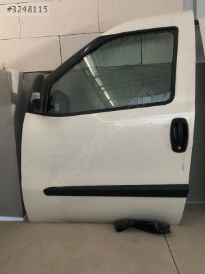 Fiat Doblo geniş aile sol ön dolu kapı