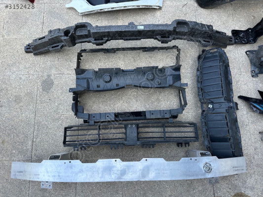 BMW 3 SERİSİ G20 TAMPON DEMİRİ PANEL KÖPÜK HAVALANDIRMA IZGARA N2