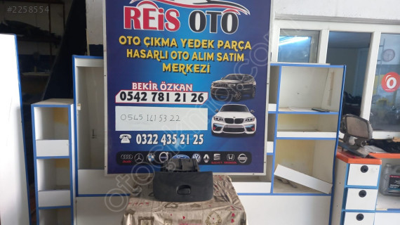 Clio 4 2018 torpido kapagı çıkma