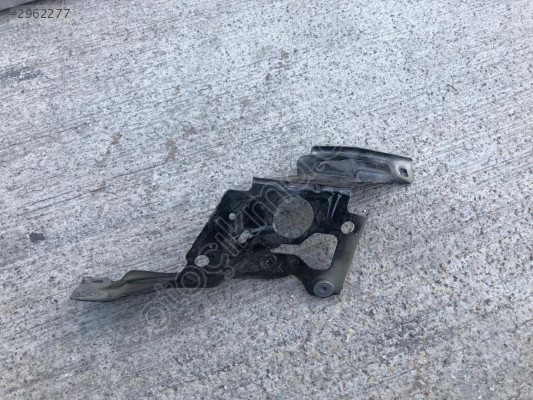 BMW 4 SERİ G26 SOL ÖN ÇAMURLUK BRAKETİ 8739317-05
