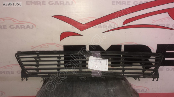 1400298 Opel Corsa C Ön Tampon Orta Izgara (05-06)