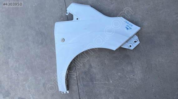 ford courier 2020 çıkma sağ ön çamurluk (son fiyat)